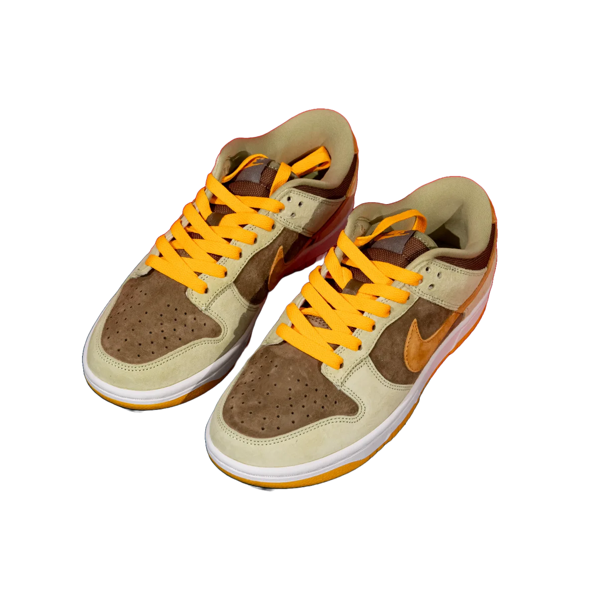 Nike Dunk Low "Dusty Olive", ColorwayDusty Olive / Pro Gold